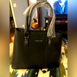 NWT Belks Black Leather Handbag Tote and Crossbody. Also have in White.